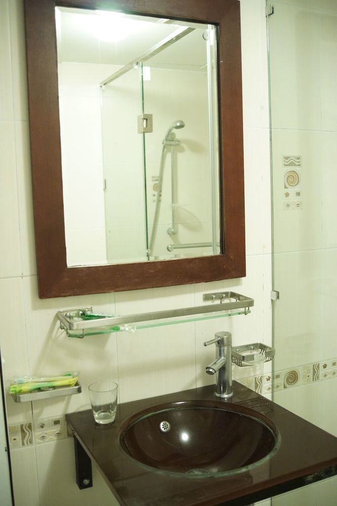 Douceur De L'Aube Hotel Hanoi Exterior foto